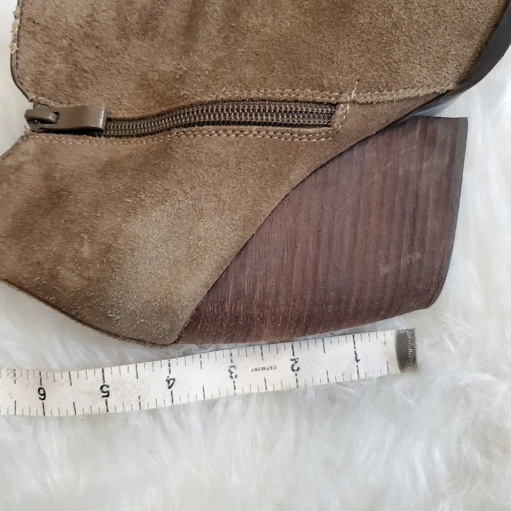 Very Volatile Whitby Suede Ankle Boots, 8